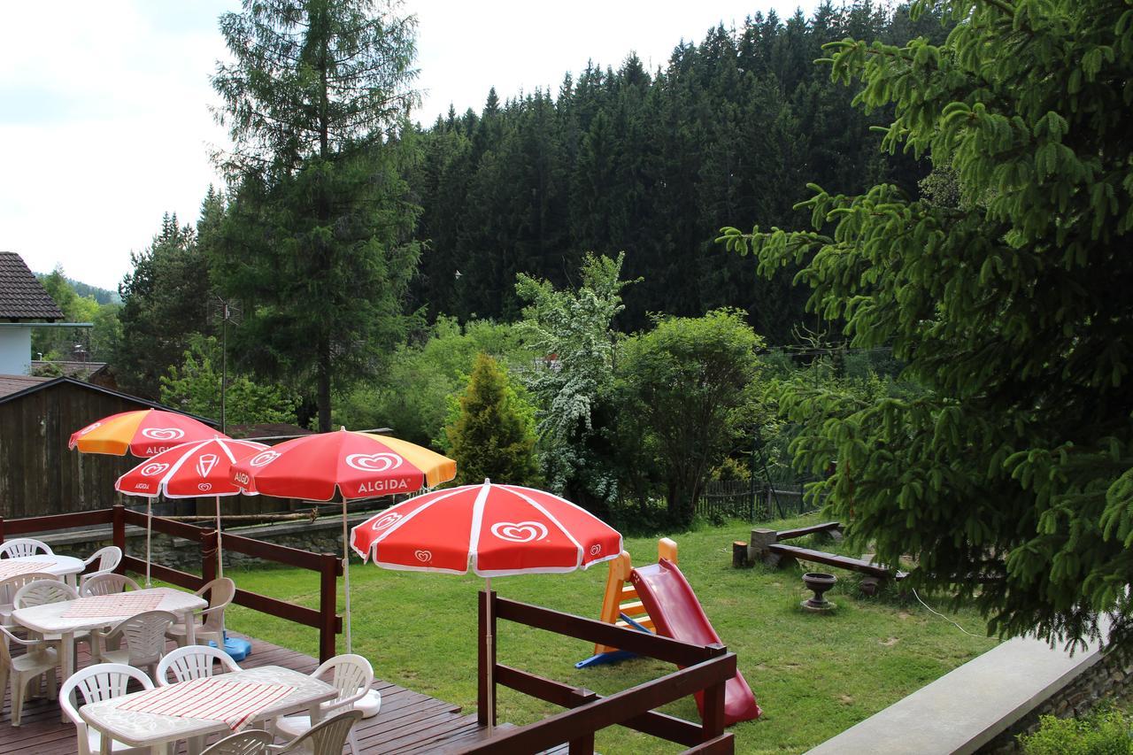 Penzion Pohadka Zelezna Ruda Exterior photo